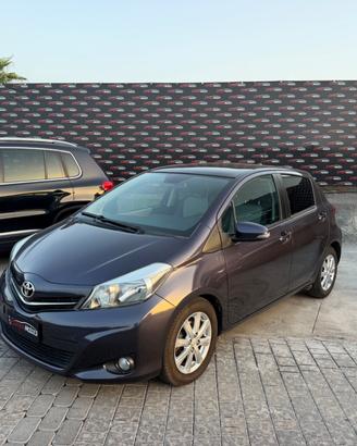 Toyota Yaris 1.4 D-4D 5 porte Lounge