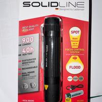Torcia LED ricaricabile 900 Lumens SOLIDLINE