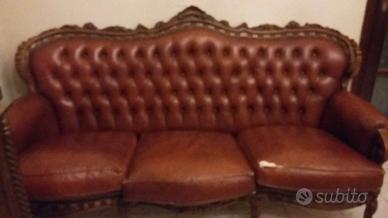2 poltrone più divano a tre posti stile antico 900