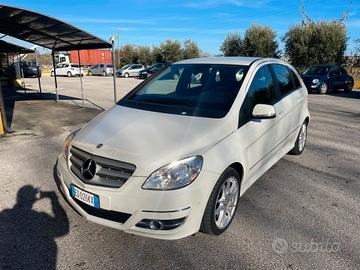 Mercedes-benz B 200 180 CDI Executive
