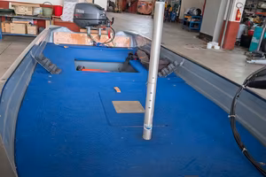 bass boat Canadian 370