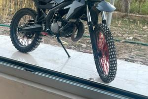 Aprilia 50 2 tempi usata poco,per patentino