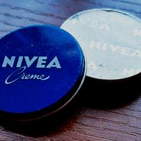 Nivea Crema Campioncino  In Metallo anni 80