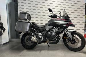 Voge Valico 500 Dsx con tris borse 10953 km