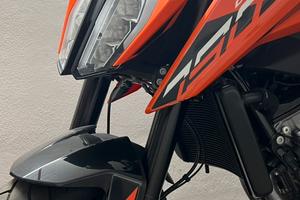 Ktm Duke 790