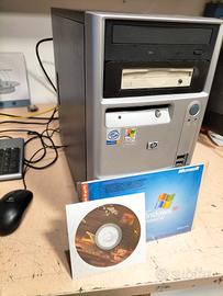Pc p4. 3200 con cd  floppy e zip audio integrato