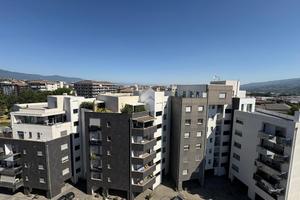 3 LOCALI A RENDE