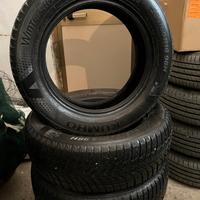 4 pneumatici Kumho Wintercraft Inv 205/60 16