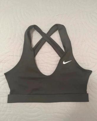 Top Nike