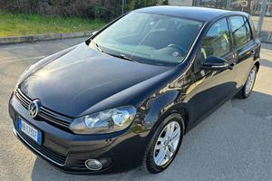 VOLKSWAGEN GOLF VI