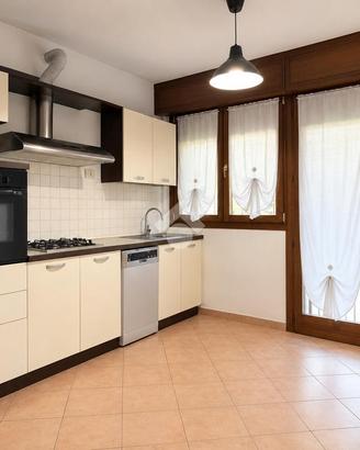 2 LOCALI A CAVRIAGO