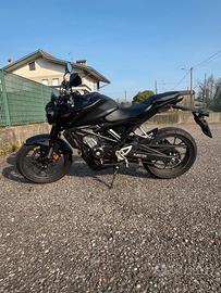 HONDA CB 125 R  MARZO 2024