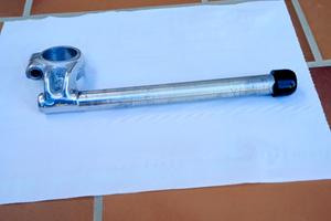 Semi manubrio destro per SUZUKI RG 500