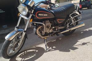 MOTO GUZZI 750
