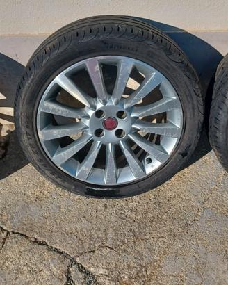 4 Pirelli PZero Nero FIAT  225/45 17 94Y