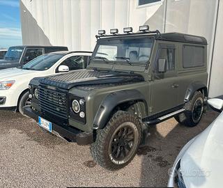 Land Rover Defender 90 2.5 Td5 Station Wagon Count