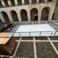 Pista di ghiaccio sintetico