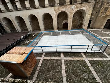 Pista di ghiaccio sintetico