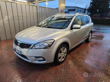 Kia Ceed Sportswagon cee'd Sp. Wag. 1.6 CRDi VGT 1