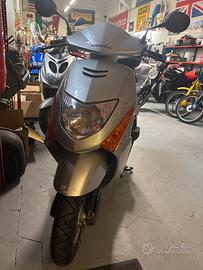 Honda lead 100