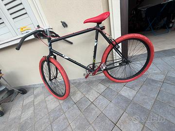 Bici scatto fisso