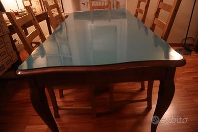 bel tavolo restaurato 