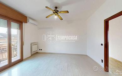 RIF: A490 Quadrilocale al secondo piano, con garag