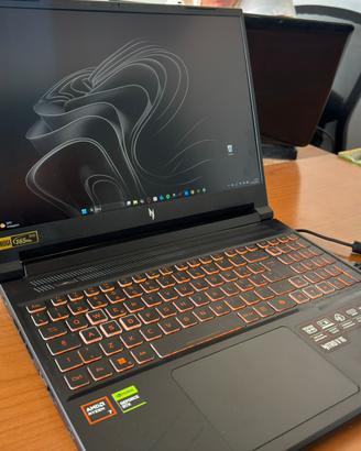 Acer Nitro V16 Ryzen 7 RTX 4060 16GB RAM 1TB SSD