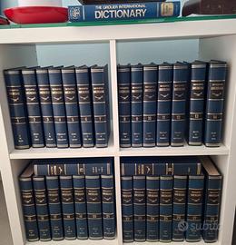 Enciclopedia Americana in dono