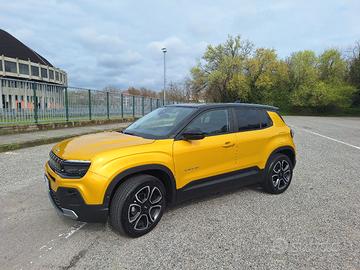 Jeep Avanger Summit
