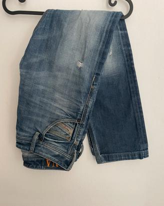 Jeans Diesel uomo lvaggio scuro taglia W28