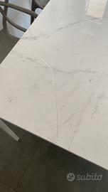 Tavolo Bonaldo in grès calacatta