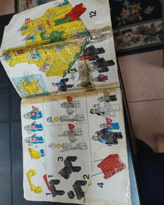 Lego 375 castello giallo