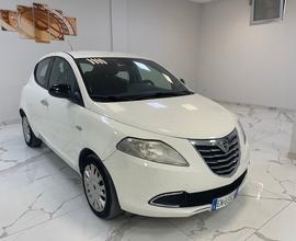 Lancia Ypsilon 1.2 69 CV 5 porte S&S Gold