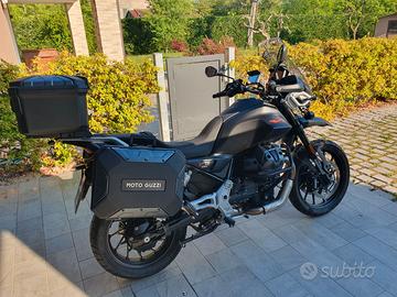 MOTO GUZZI V85 STRADA