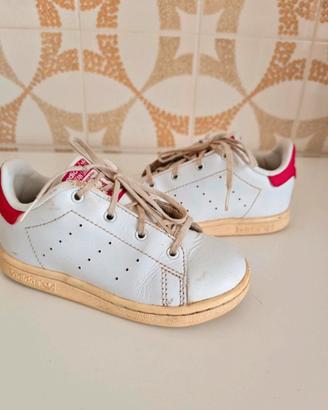 scarpe da ginnastica Adidas bimba taglia 25