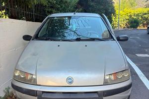 fiat punto grigia anno 2000