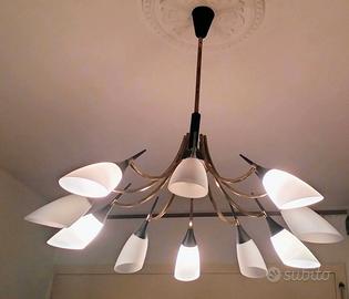 LAMPADARIO VINTAGE 10 FIAMME CON COPPE OPALINE
