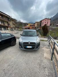 Fiat Doblò 2000 Multijet  anno 2011- full optional