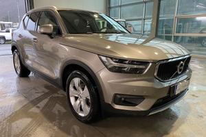 Volvo XC40 B4 AWD Geartronic Momentum Pro