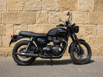 Triumph Bonneville T100 Black - V&H - Revisionata