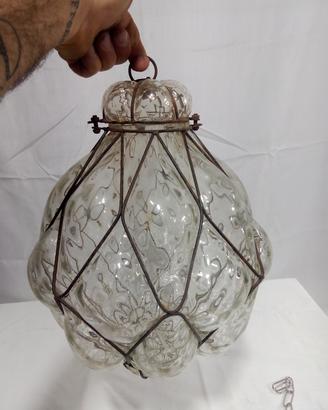 lampada di vetro  molto speciale 