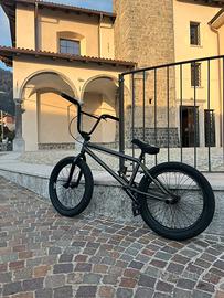 Bmx subrosa