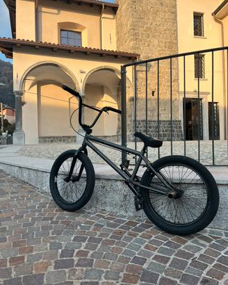 Bmx subrosa