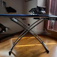 Asse da stiro piu stirella a vapore