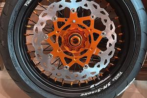 Cerchi  faba motard KTM + kit plug and play