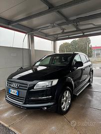 Audi Q7 240cv