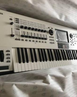 TASTIERA YAMAHA MONTAGE 7 WHITE CON GARANZIA
