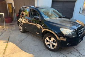 Toyota rav 4 2.2 177 cv