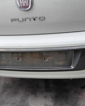 FIAT PUNTO EVO 2010 PARAURTI POSTERIORE